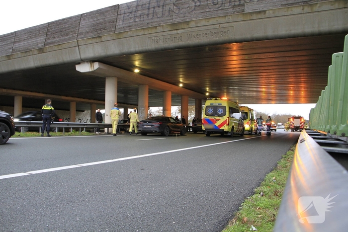 Acht voertuigen betrokken bij kettingbotsing