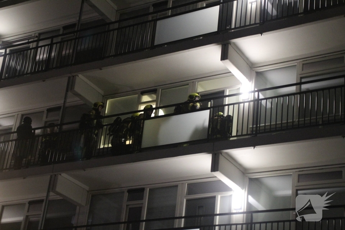 Brand in flatwoning leidt tot snelle hulpverlening