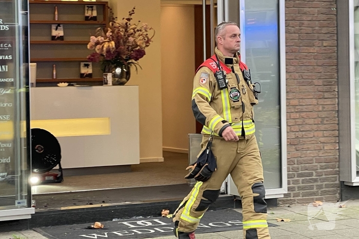 Bruidswinkel geventileerd na brand