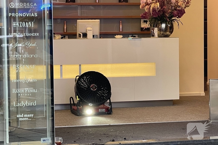 Bruidswinkel geventileerd na brand