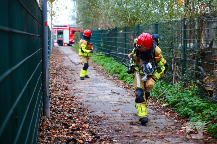 Brand in onderwijsinstelling snel onder controle