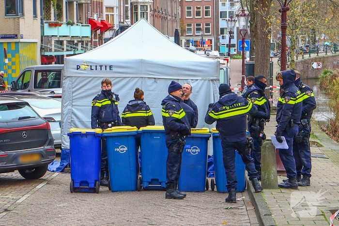 Politie onderzoekt vondst lichaam