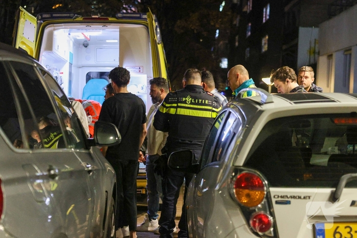 Man bevrijd uit kruipruimte na gezondheidsmelding