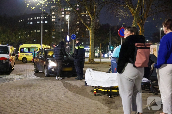 Fietser gewond na aanrijding met auto