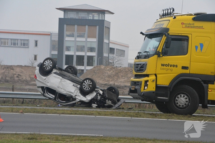 Ernstig verkeersongeval met meerdere voertuigen