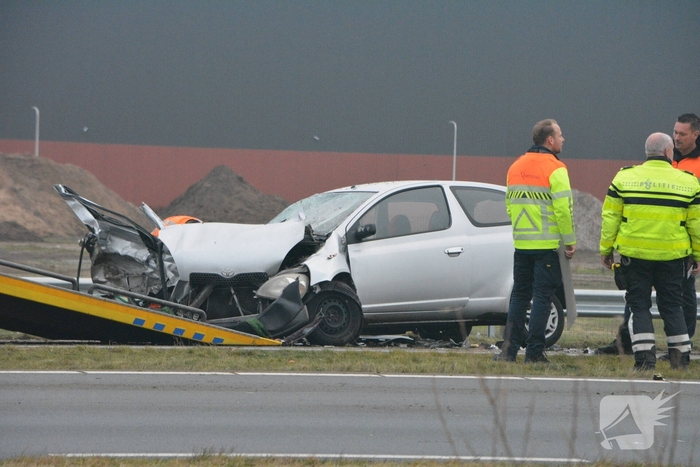 Ernstig verkeersongeval met meerdere voertuigen