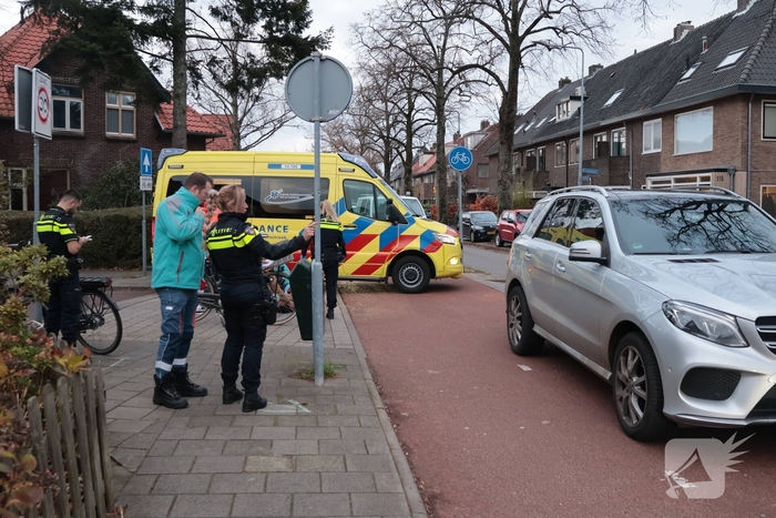 Fietser gewond bij aanrijding met auto
