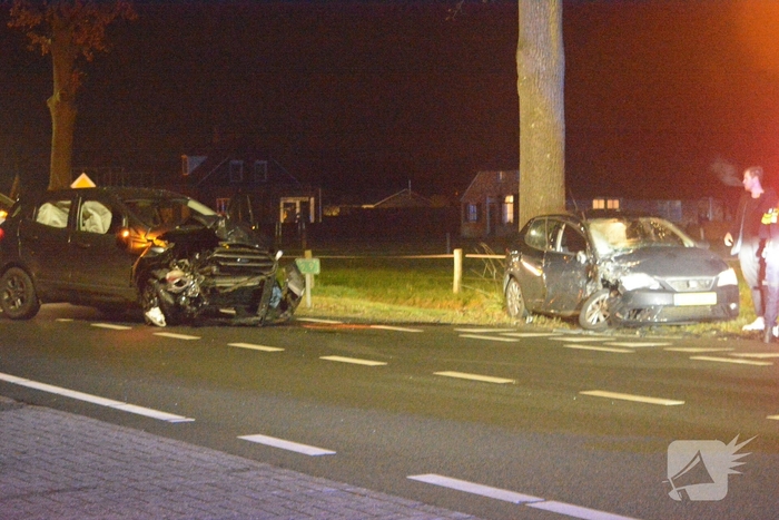 Zware aanrijding leidt tot gewonden en afsluiting van de weg