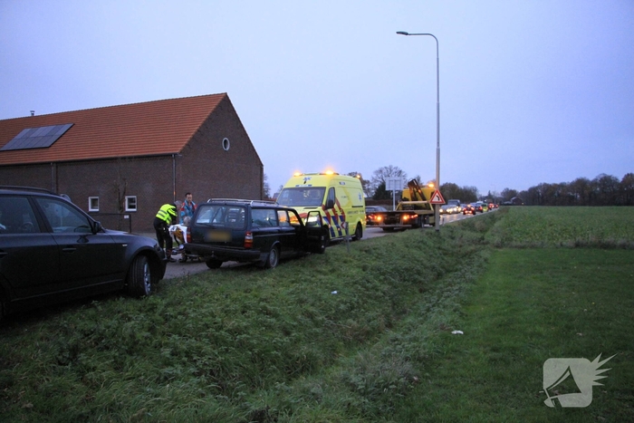 Rijstrook afgesloten na aanrijding met letsel