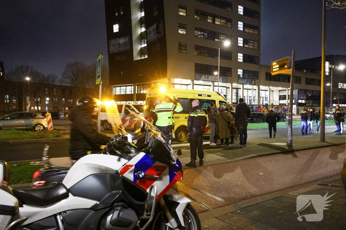 Oudere man aangereden op voetgangerspad