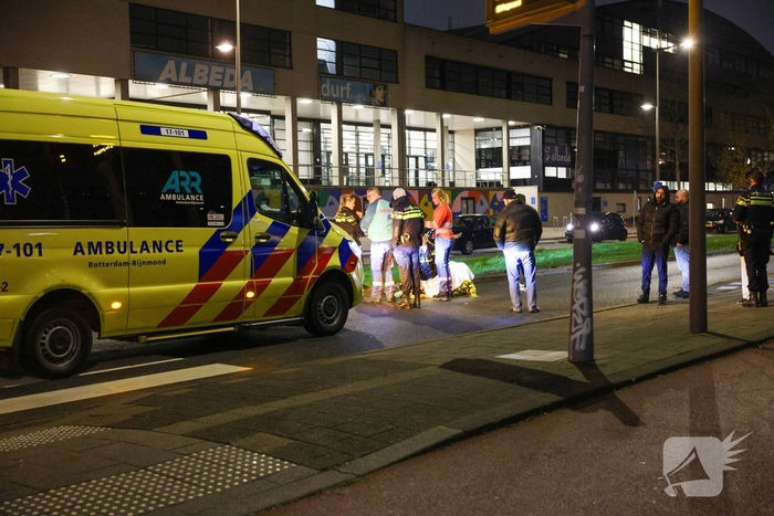 Oudere man aangereden op voetgangerspad