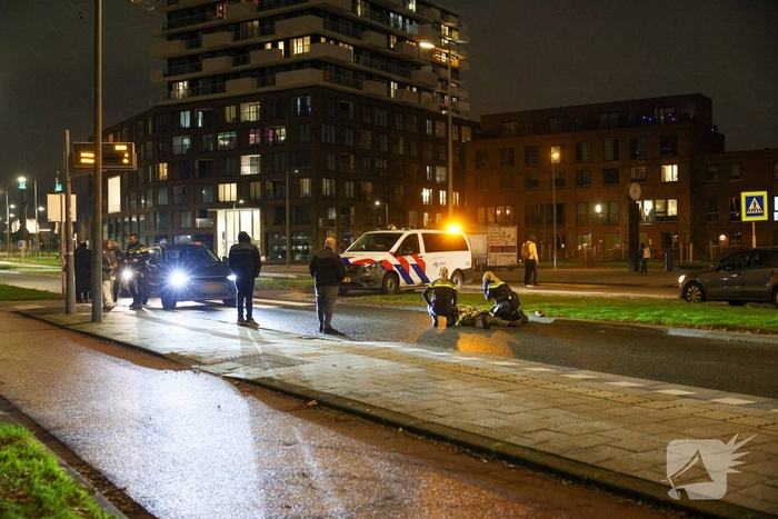 Oudere man aangereden op voetgangerspad