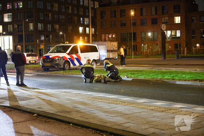 Oudere man aangereden op voetgangerspad