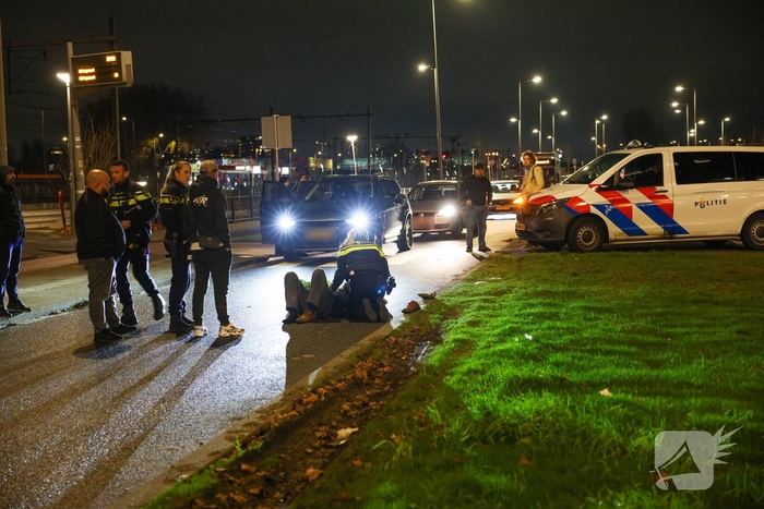 Oudere man aangereden op voetgangerspad
