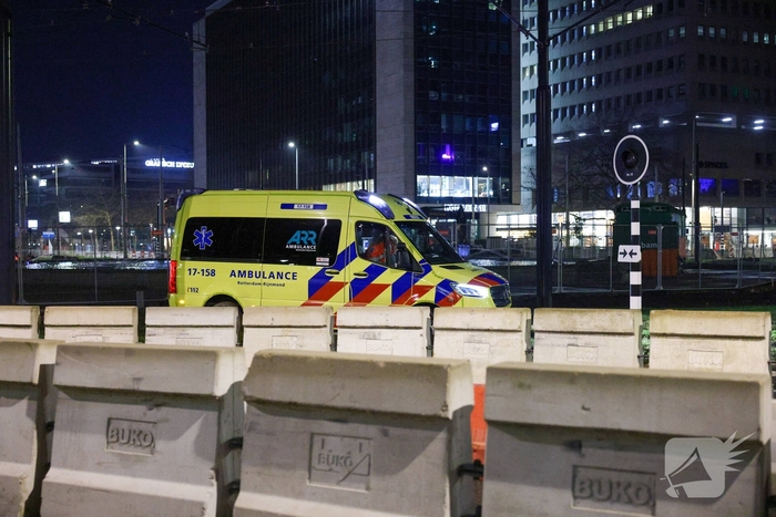 Ambulance vastgelopen tijdens inzet