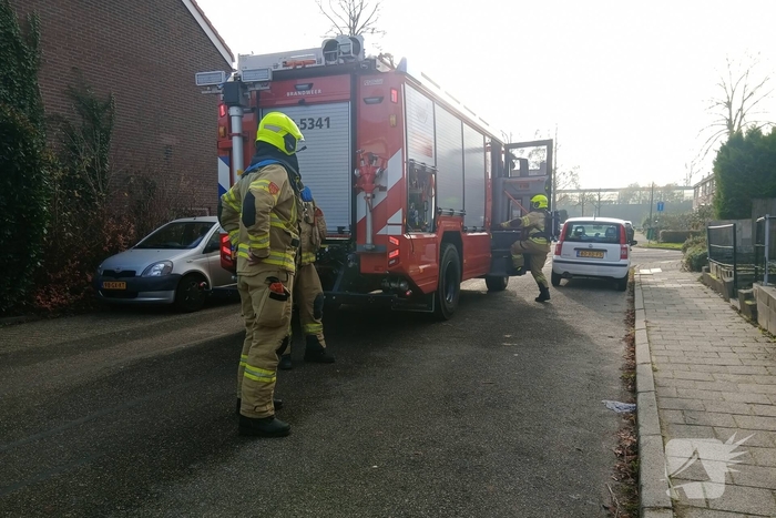 Brandweer onderzoekt gaslucht in woning