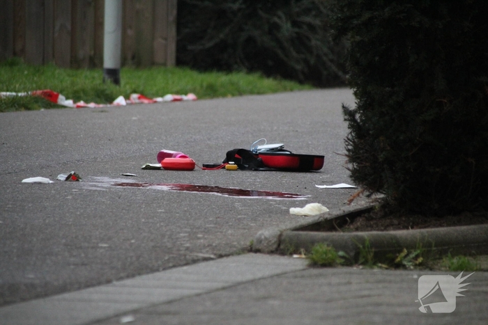 Steekincident leidt tot grote politie-inzet