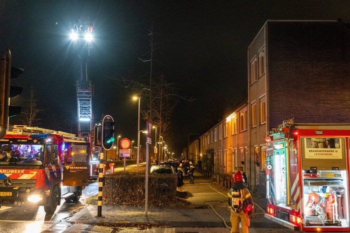 Rookinhalatie bij woningbrand in Amsterdam