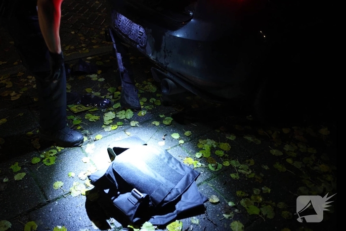 Politie massaal ingezet na melding vuurwapen bij ruzie na kop-staartbotsing