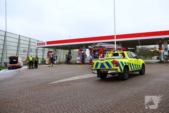 Brand in Duitse auto op tankstation