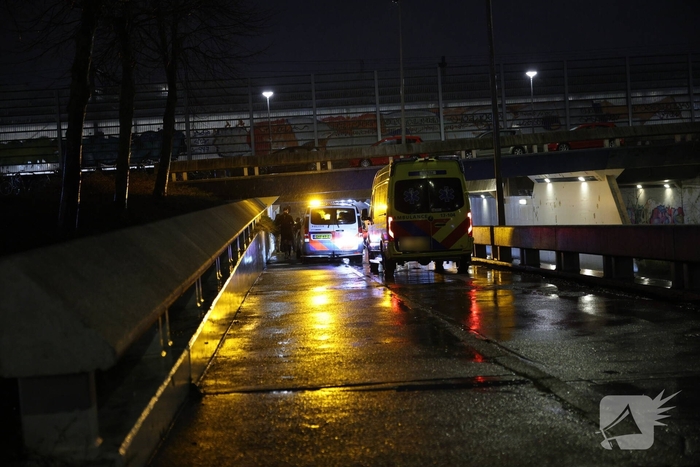 Scooter en scootmobiel botsen op fietspad