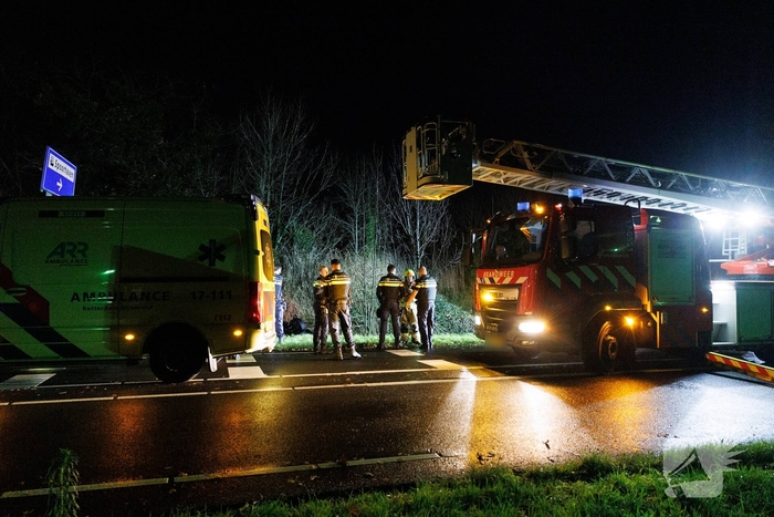 Auto te water tijdens ongeval met vier inzittenden