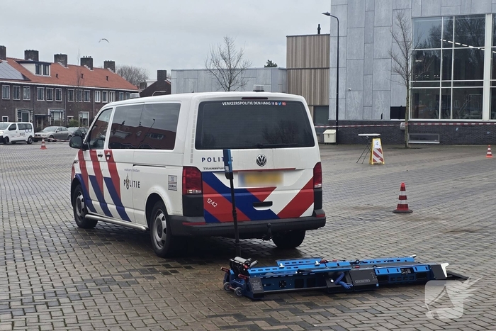 Inspectie van voertuigen tijdens politiecontrole