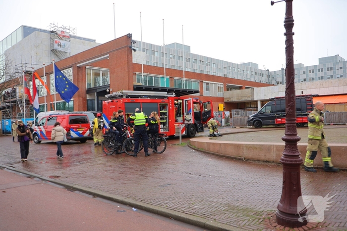 Brand in auto leidt tot inzet brandweer