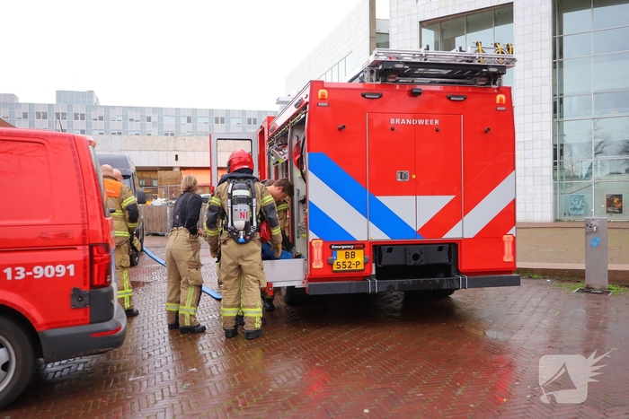 Brand in auto leidt tot inzet brandweer