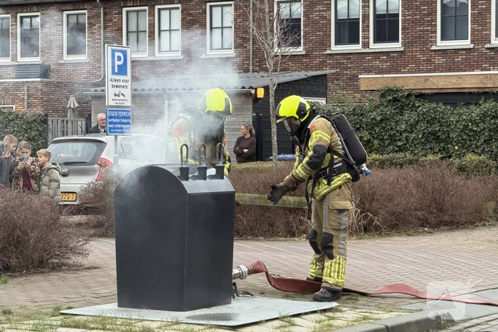 Vuurwerk mogelijk oorzaak van brand