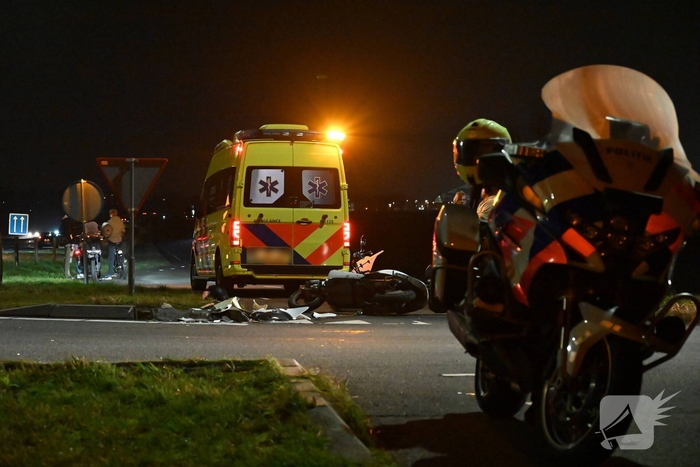 Gewonde na aanrijding tussen auto en scooter