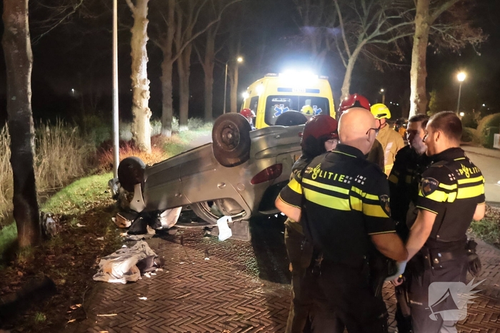 Bestuurder gewond bij eenzijdig ongeval