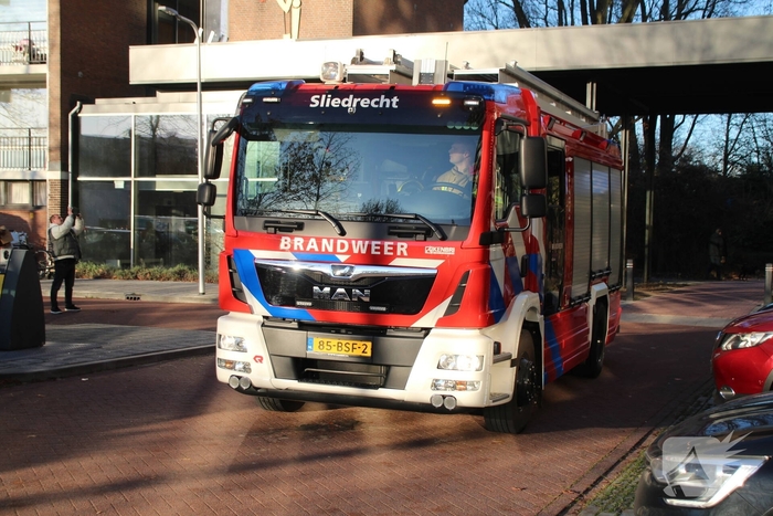 Woningbrand op zesde etage van flat