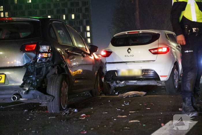 Aanrijding met meerdere voertuigen veroorzaakt verkeershinder