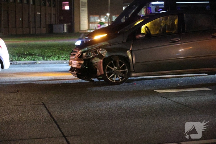 Aanrijding met meerdere voertuigen veroorzaakt verkeershinder