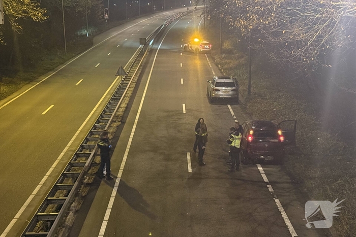 Flinke schade bij kop-staart botsing op provinciale weg