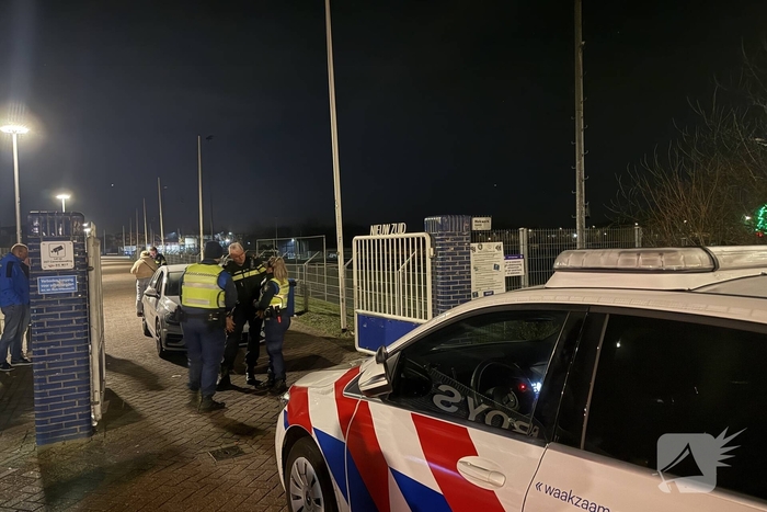 Bestuurder aangehouden na inrijden op menigte