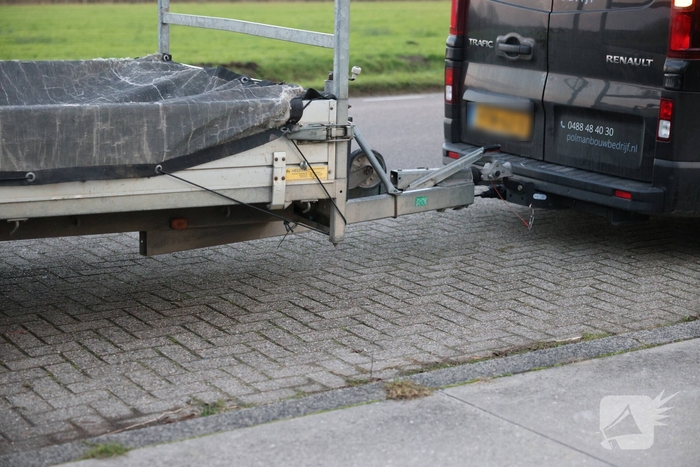 Fietser gewond na aanrijding met werkbus