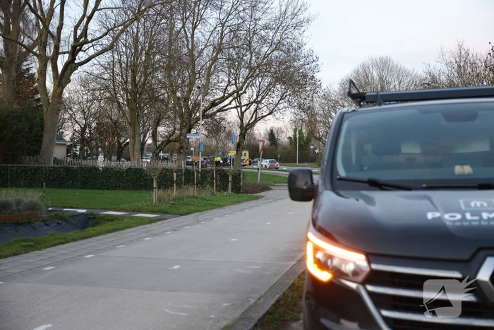 Fietser gewond na aanrijding met werkbus