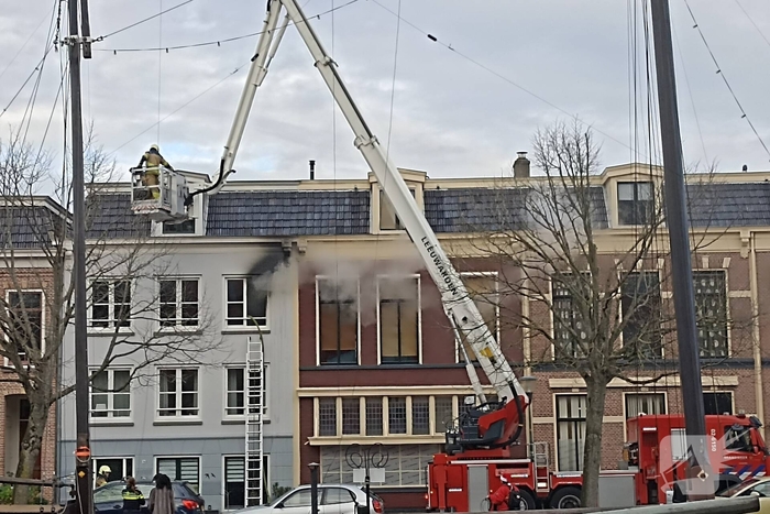 Brand in woning leidt tot grootschalige hulpverlening
