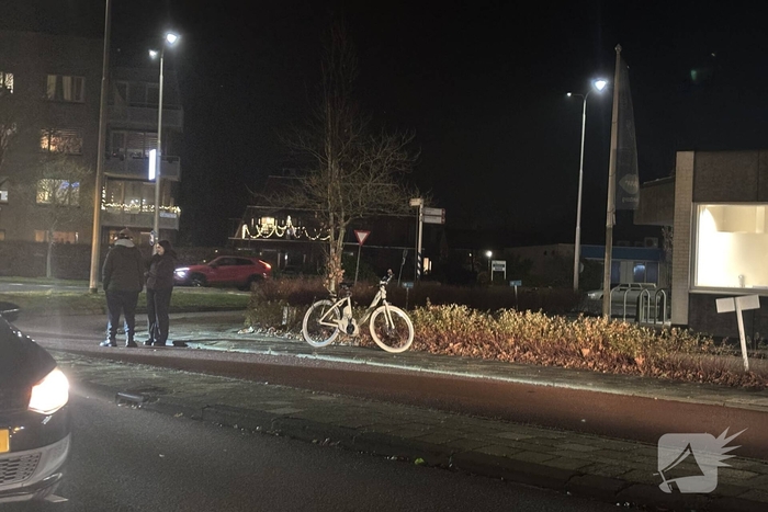 Fietser gewond bij botsing bij rotonde