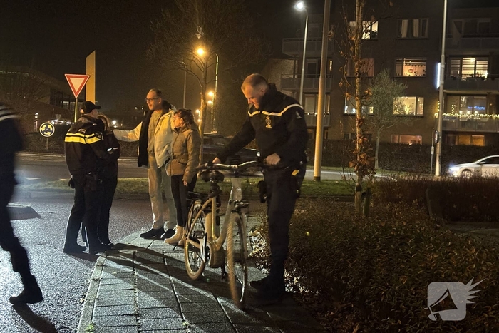 Fietser gewond bij botsing bij rotonde