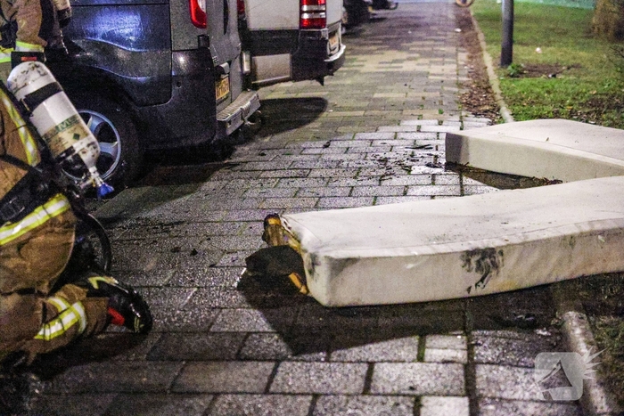 Auto's zwaar beschadigd door brand