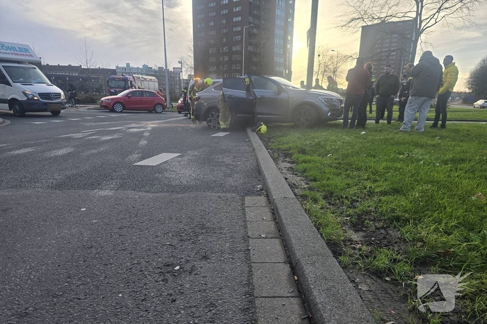 Zware aanrijding tussen twee voertuigen