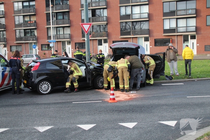 Zware aanrijding tussen twee voertuigen