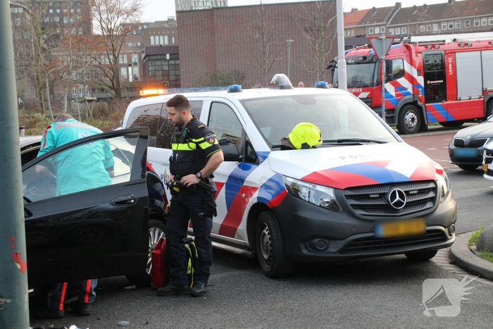 Zware aanrijding tussen twee voertuigen