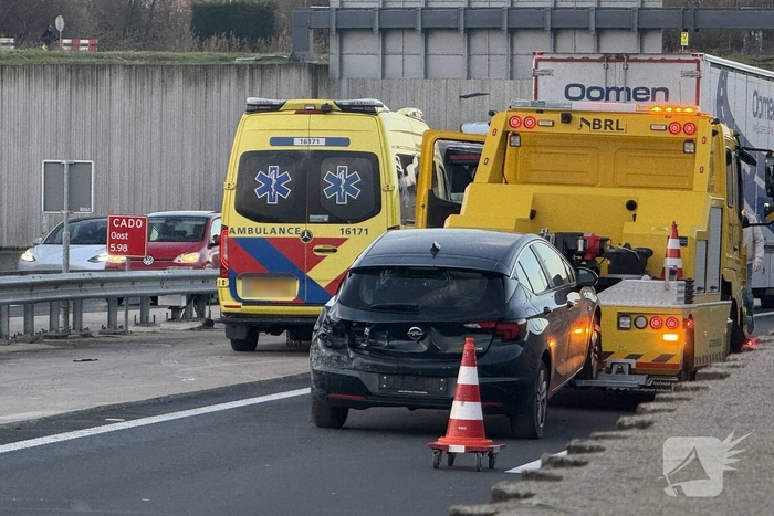 Ongeval tussen auto en vrachtwagen