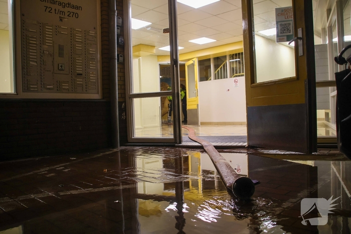 Meerdere woningen onder water door leidingbreuk