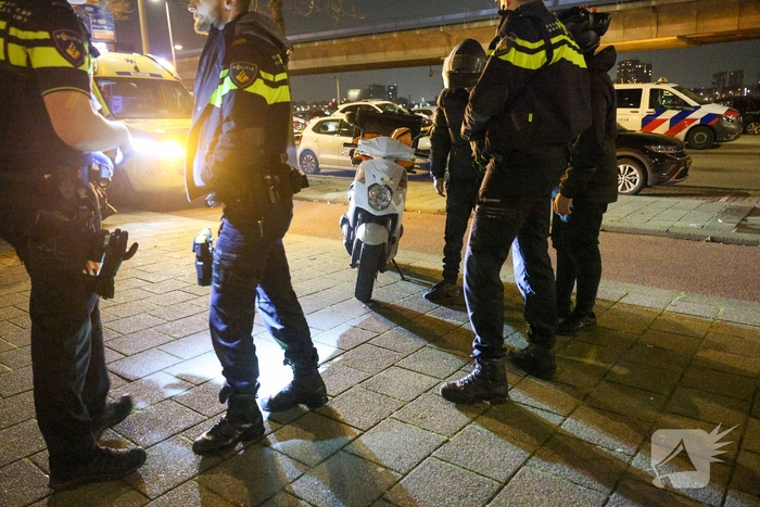Voetganger gewond na aanrijding met bezorger