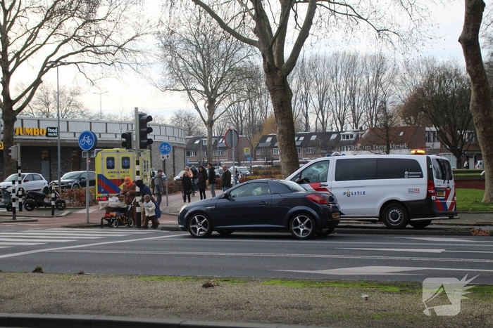 Aanrijding tussen scooters met lichte schade